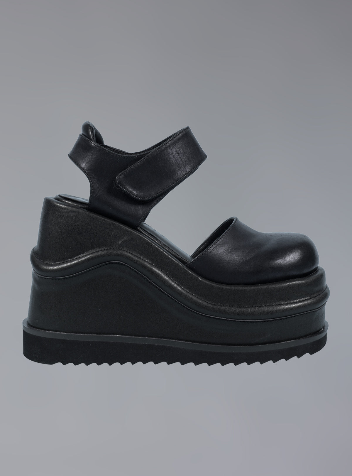 Platform Shoes Unif Jane Shoes Wave Platform - Main Image