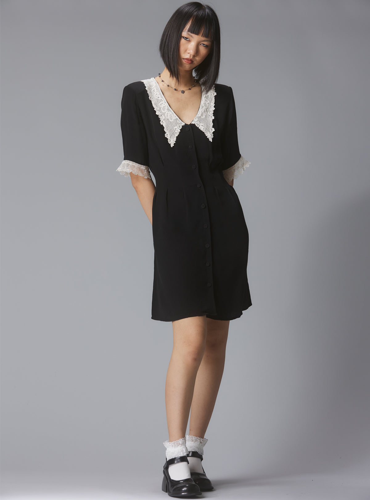 unif lace detailing mist dress Mist Dress